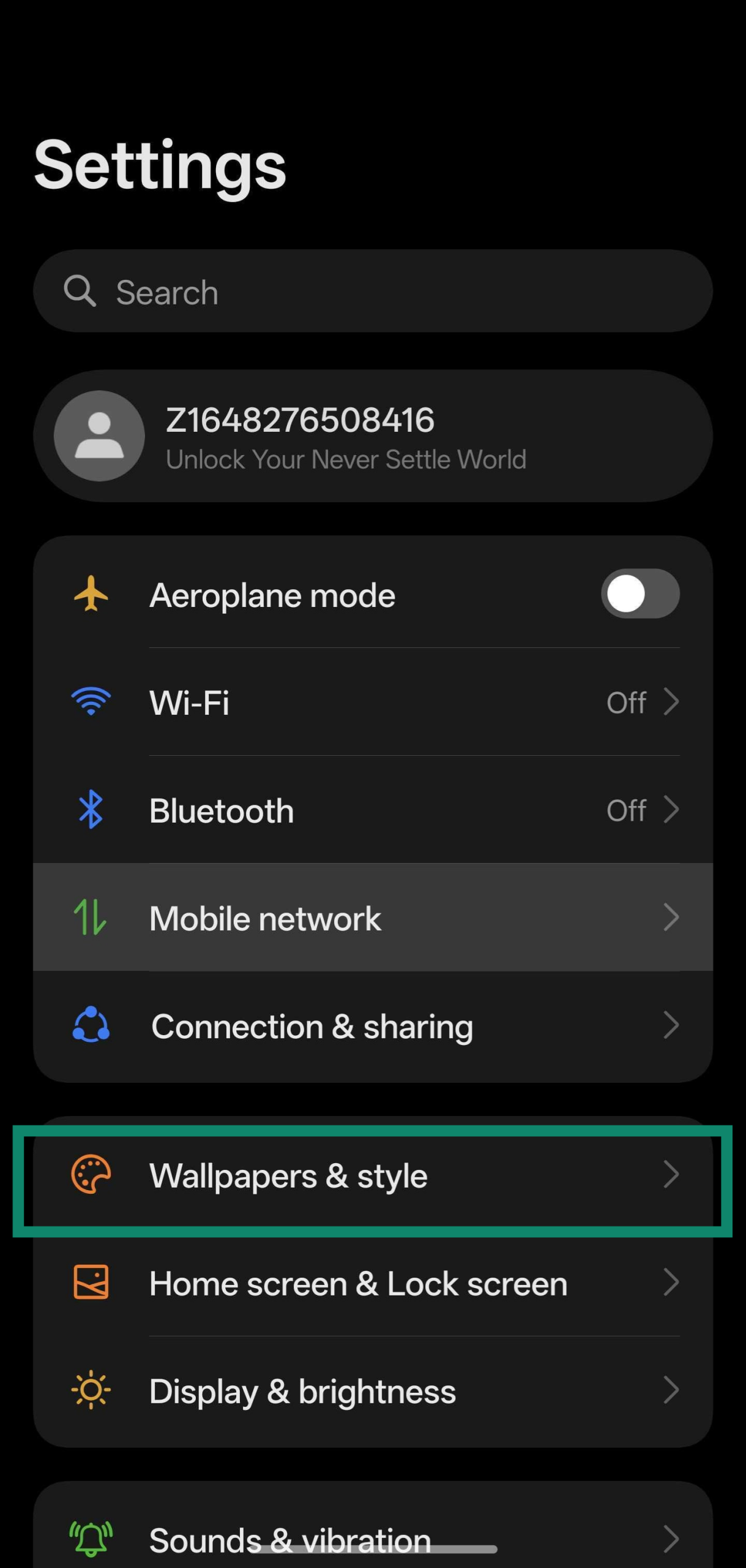 Screenshot showing how to access the Wallpapers & style menu from OnePlus' settings menu